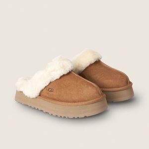 UGG SLIDERS